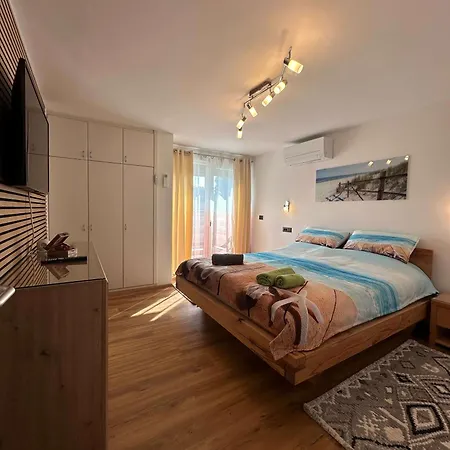 With Parking Space - 23189 Apartman *